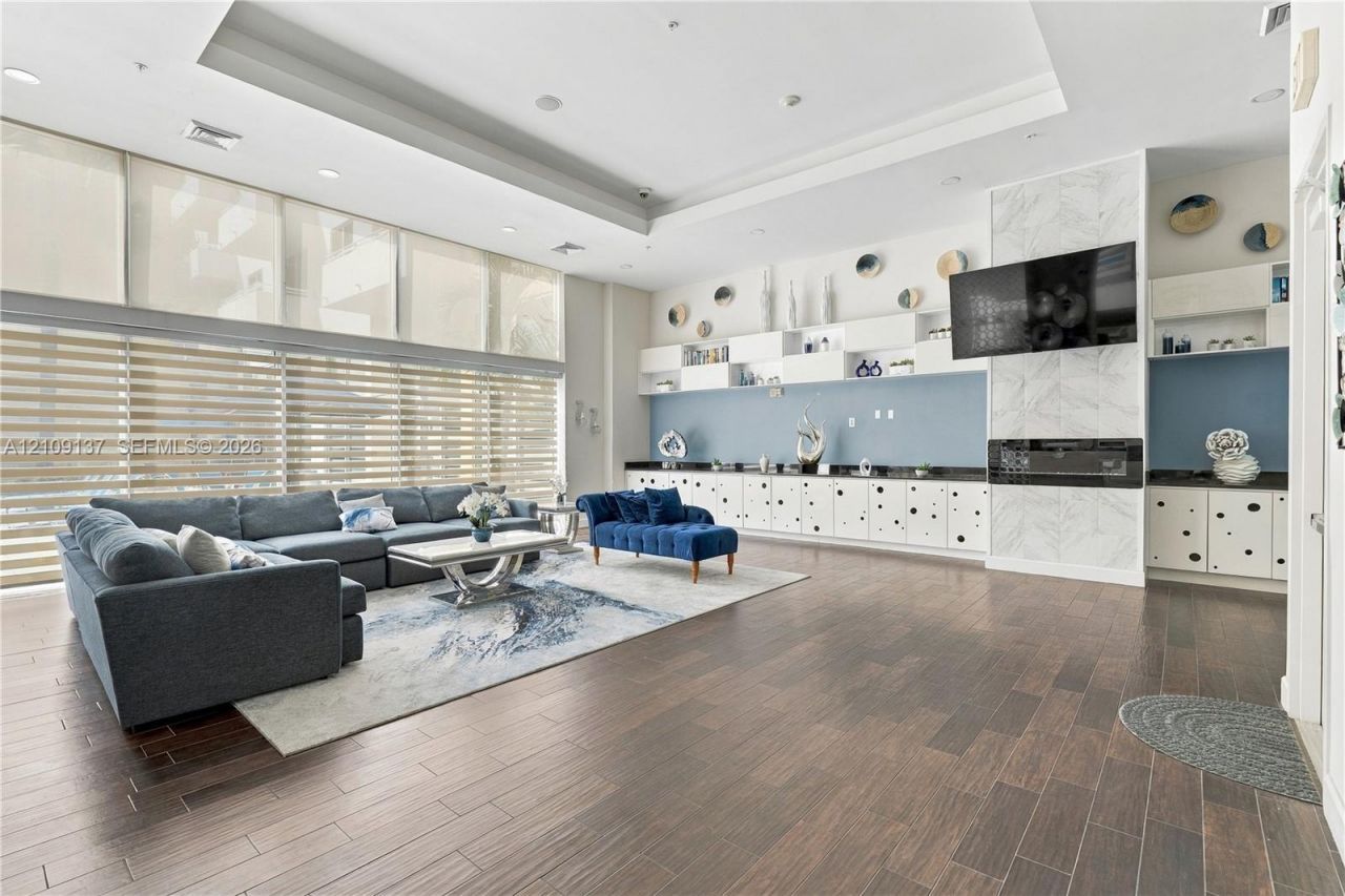 18800 NE 29th Ave , Unit 411, Aventura, FL 33180 Photo