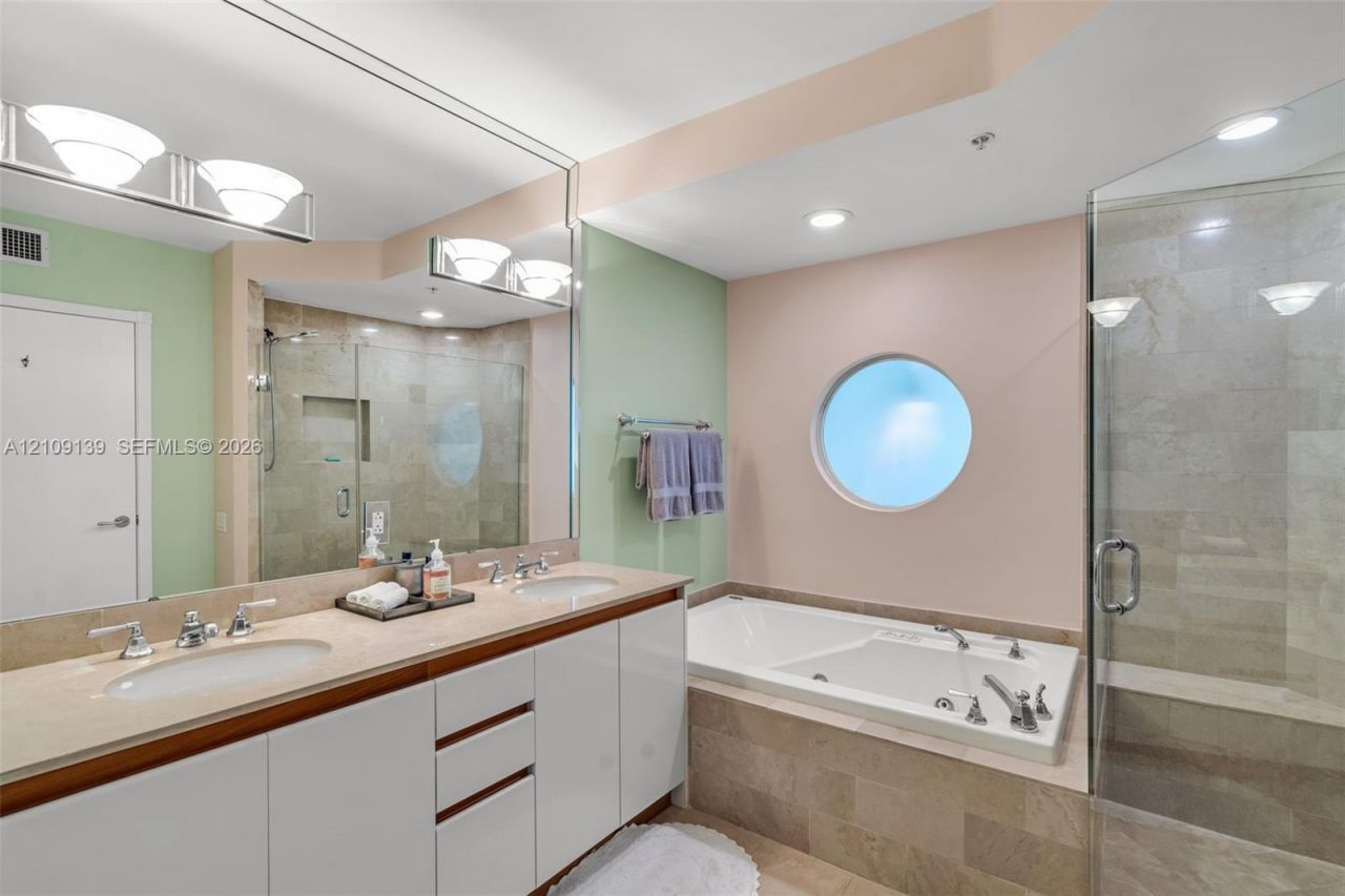 1500 Ocean Dr, Unit PH-05, Miami Beach, FL 33139 Photo