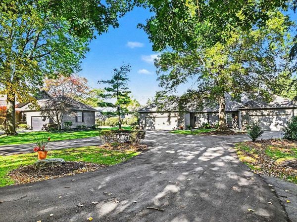 1309 E Erskine Manor Hill Drive, South Bend, IN 46614