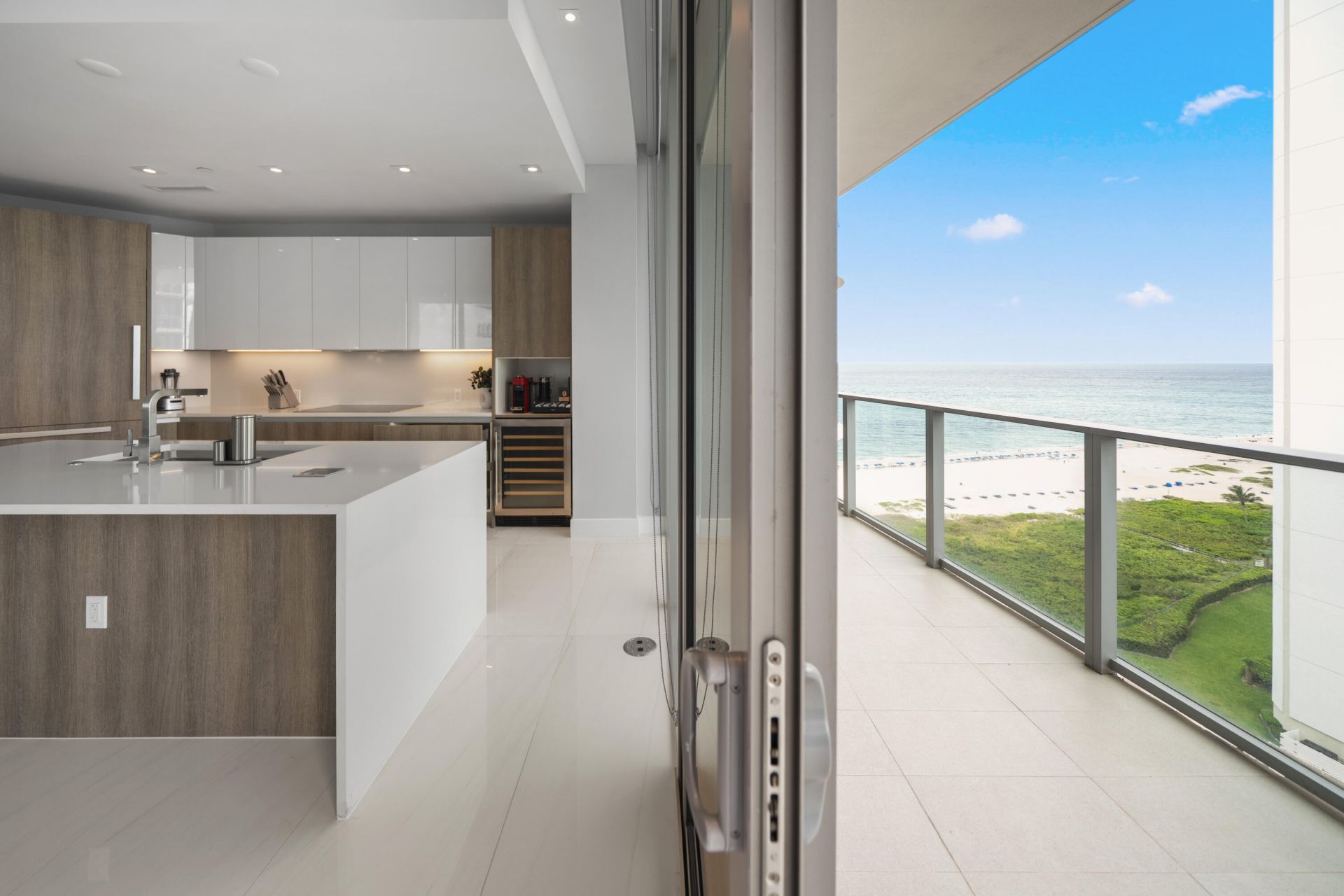 3100 N Ocean Drive, Unit H-1608, Singer Island, FL 33404 Photo