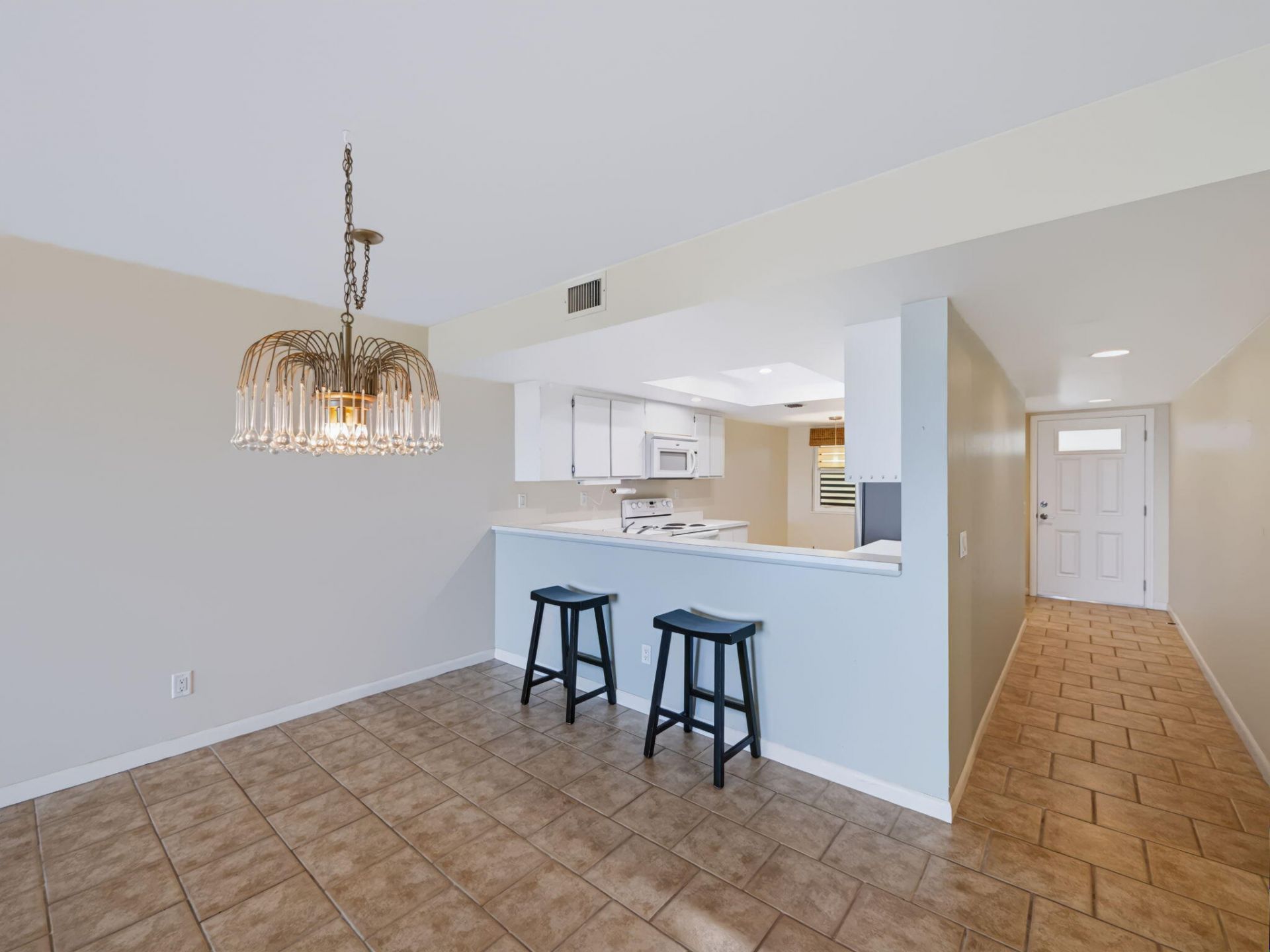 529 NE Plantation Road, Unit 105, Stuart, FL 34996 Photo