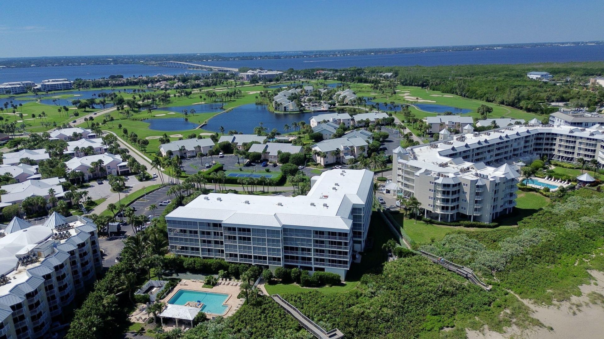 529 NE Plantation Road, Unit 105, Stuart, FL 34996 Photo