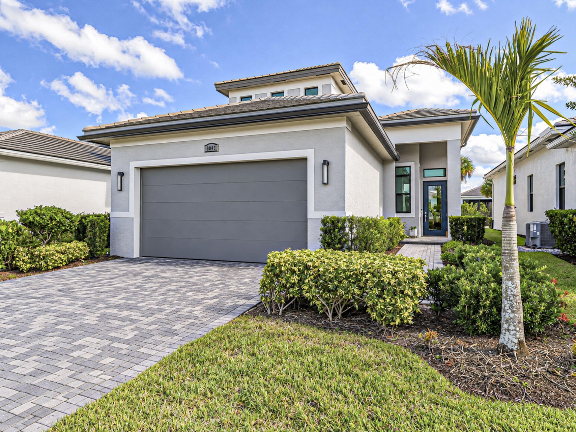 9043 SW Vetta Way, Port Saint Lucie, FL 34987 Photo