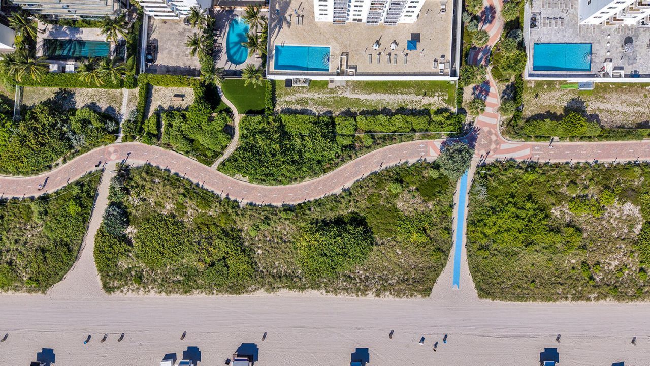 345 Ocean Drive, Unit 301, Miami Beach, FL 33139 Photo