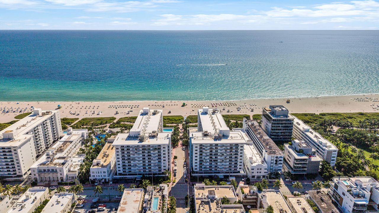345 Ocean Drive, Unit 301, Miami Beach, FL 33139 Photo