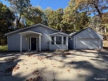 659 Beardslee Drive, Orion Township, Mi 48362