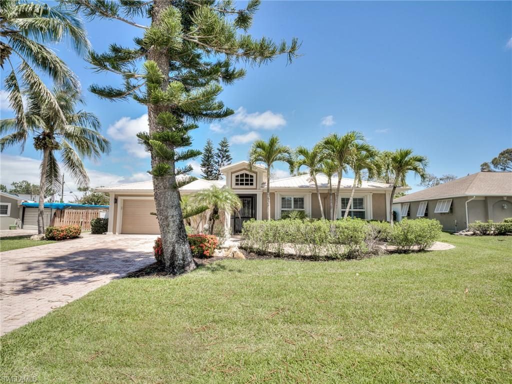 175 6th St, Bonita Springs, FL 34134 Photo