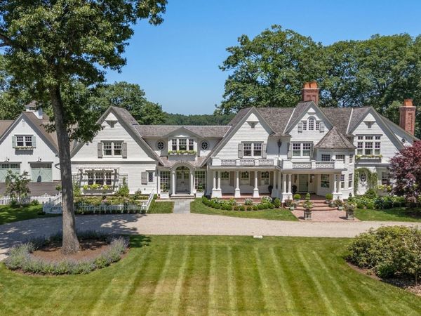 145 Forest St, Sherborn, MA 01770
