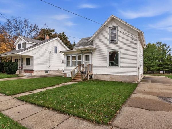 518 N Lincoln Avenue, Beaver Dam, WI 53916