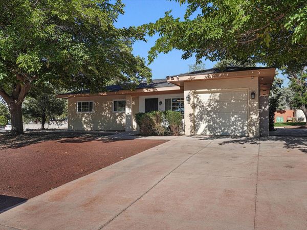 1628 Muriel Street NE, Albuquerque, NM 87112