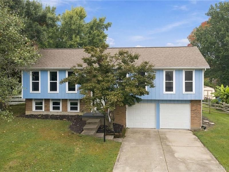 9261 Fields Drive, Mason, OH 45040 Photo 1