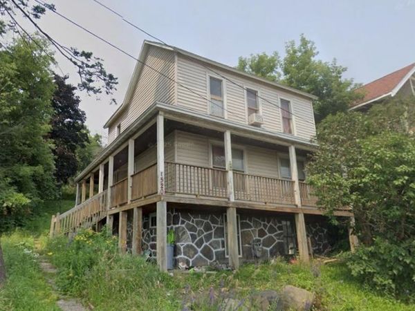 1520 W 1st Street , Duluth, MN 55806
