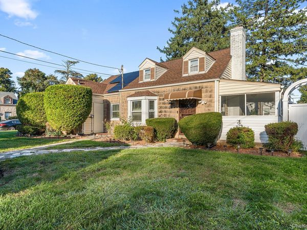 108 Beverly Road , Hempstead, NY 11550