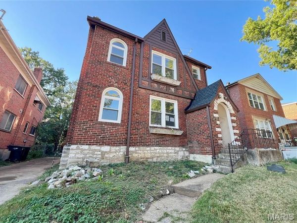 7208 Dartmouth Avenue, St Louis, MO 63130