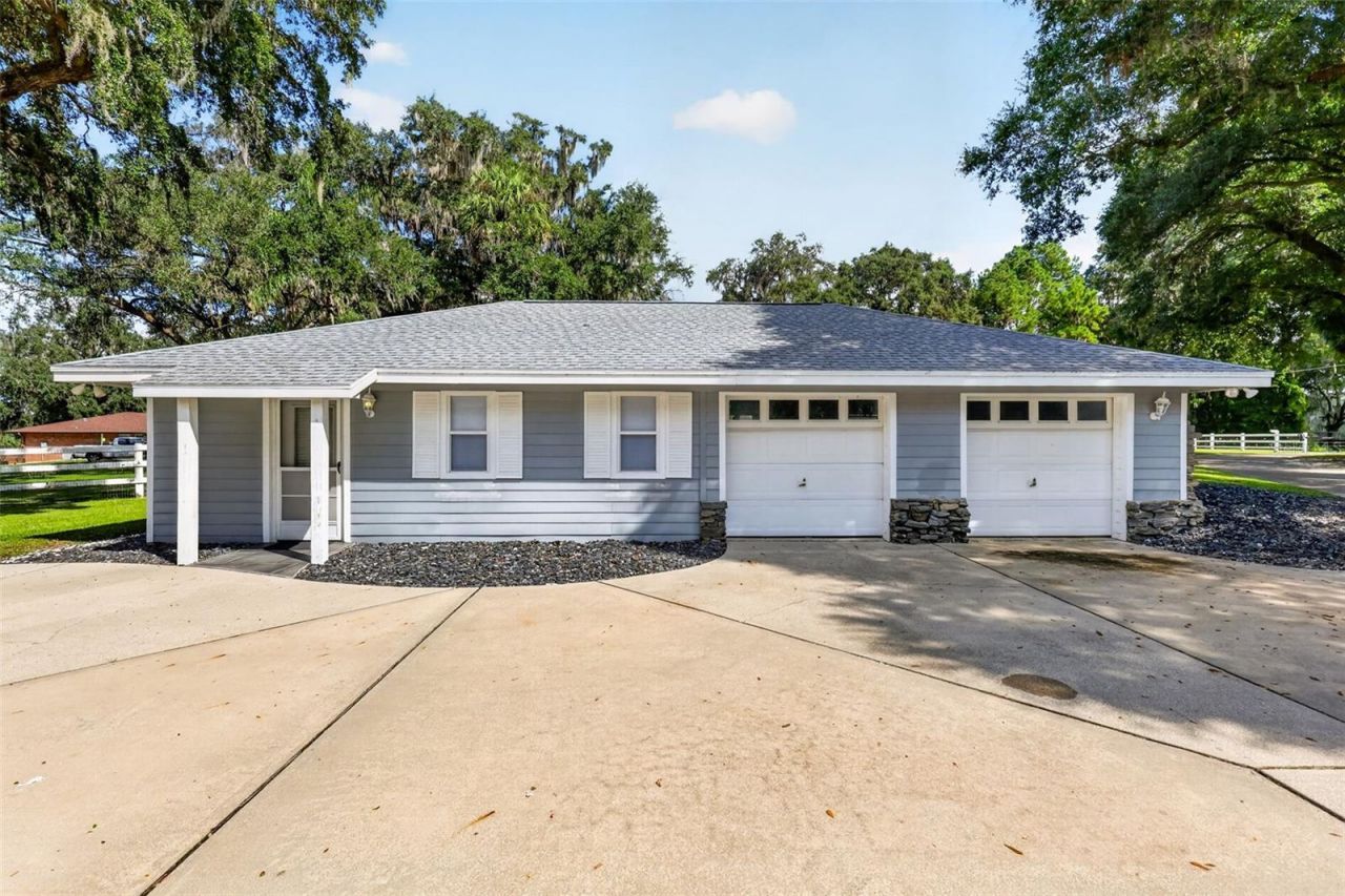 15050 SE 140th Avenue Road, Weirsdale, FL 32195 Photo