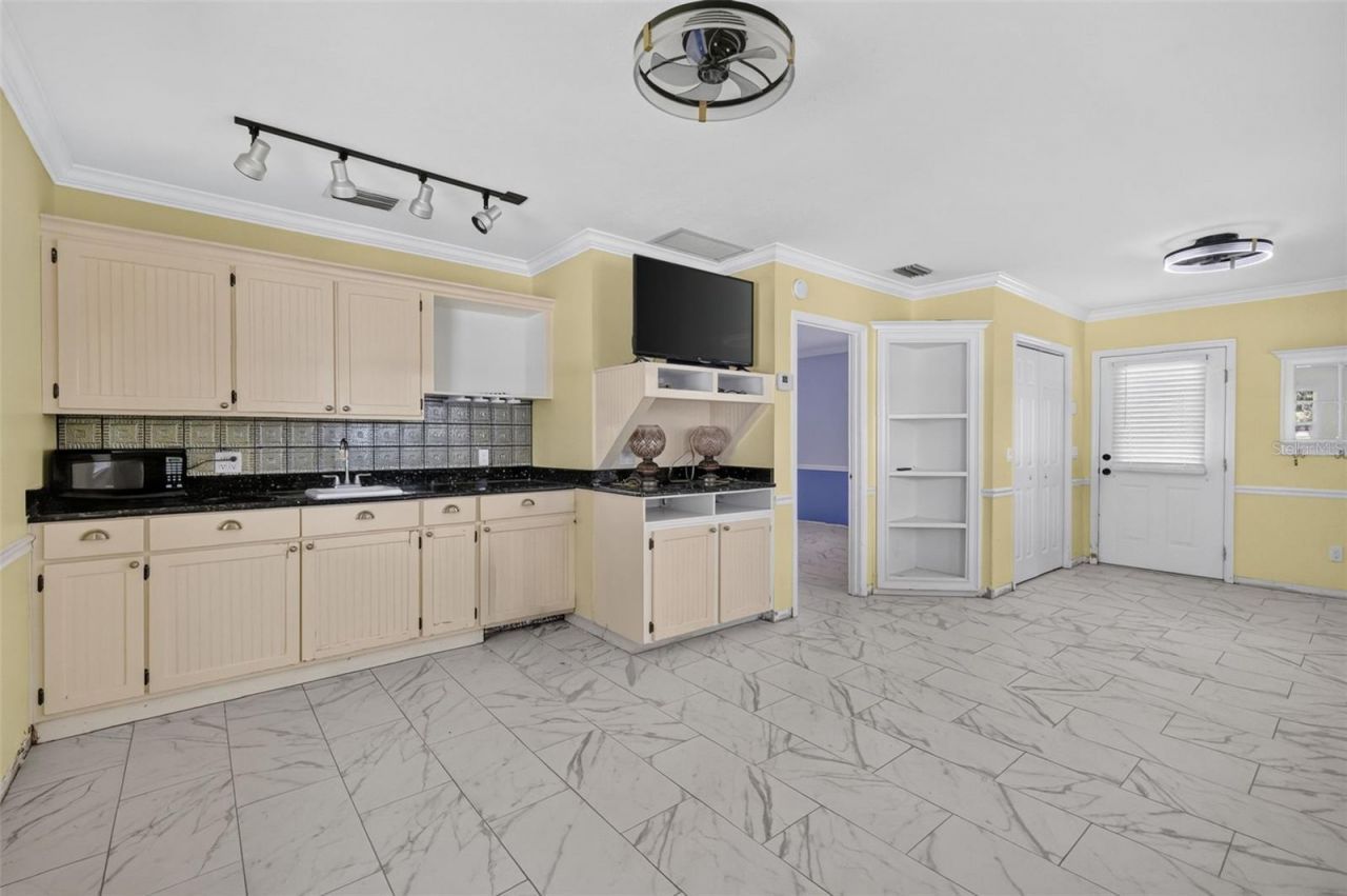 15050 SE 140th Avenue Road, Weirsdale, FL 32195 Photo