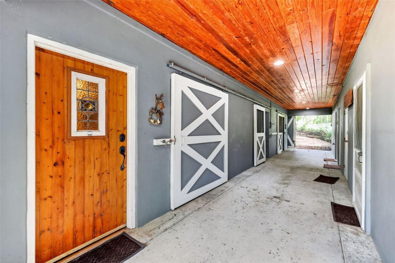 15050 SE 140th Avenue Road, Weirsdale, FL 32195 Photo