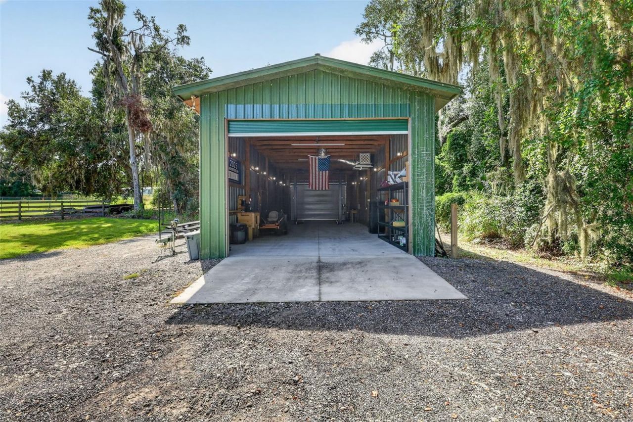 15050 SE 140th Avenue Road, Weirsdale, FL 32195 Photo
