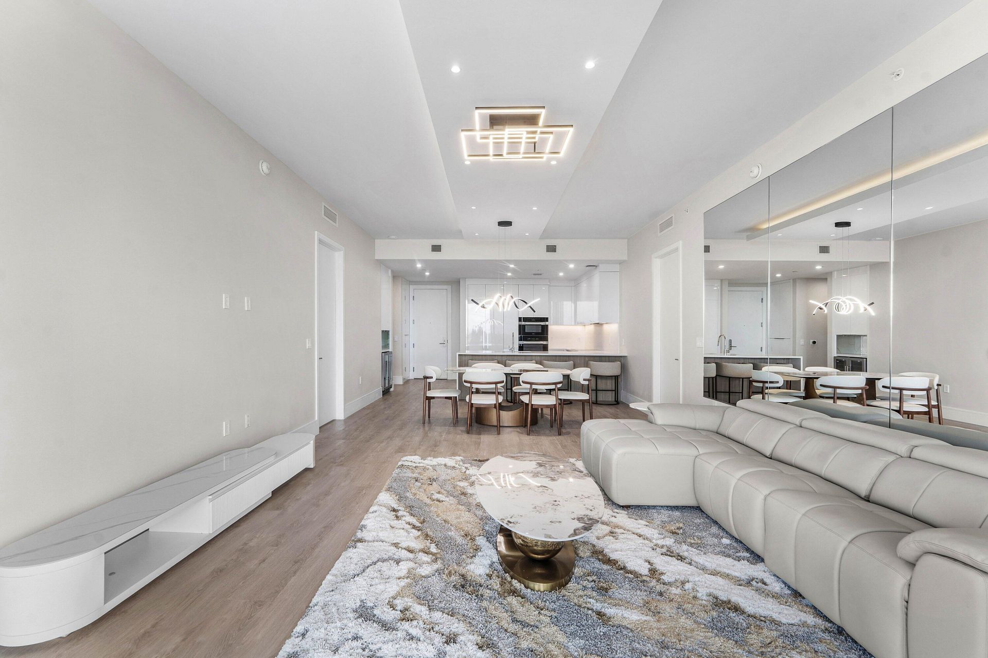 220 Lake Shore Drive, Unit 917, Lake Park, FL 33403 Photo