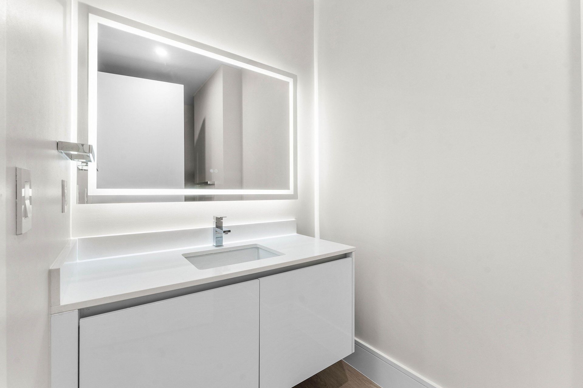 220 Lake Shore Drive, Unit 917, Lake Park, FL 33403 Photo