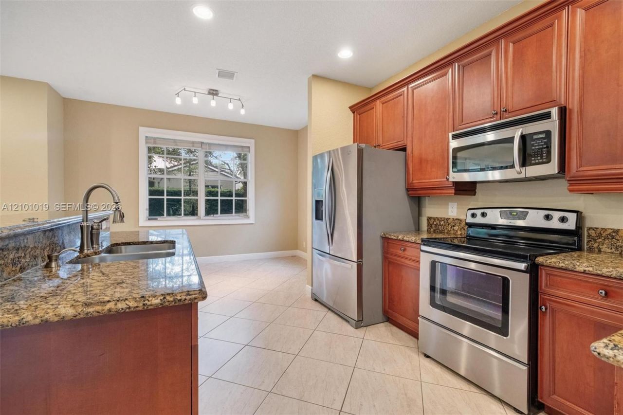 4685 Lakeside Ter , Davie, FL 33314 Photo
