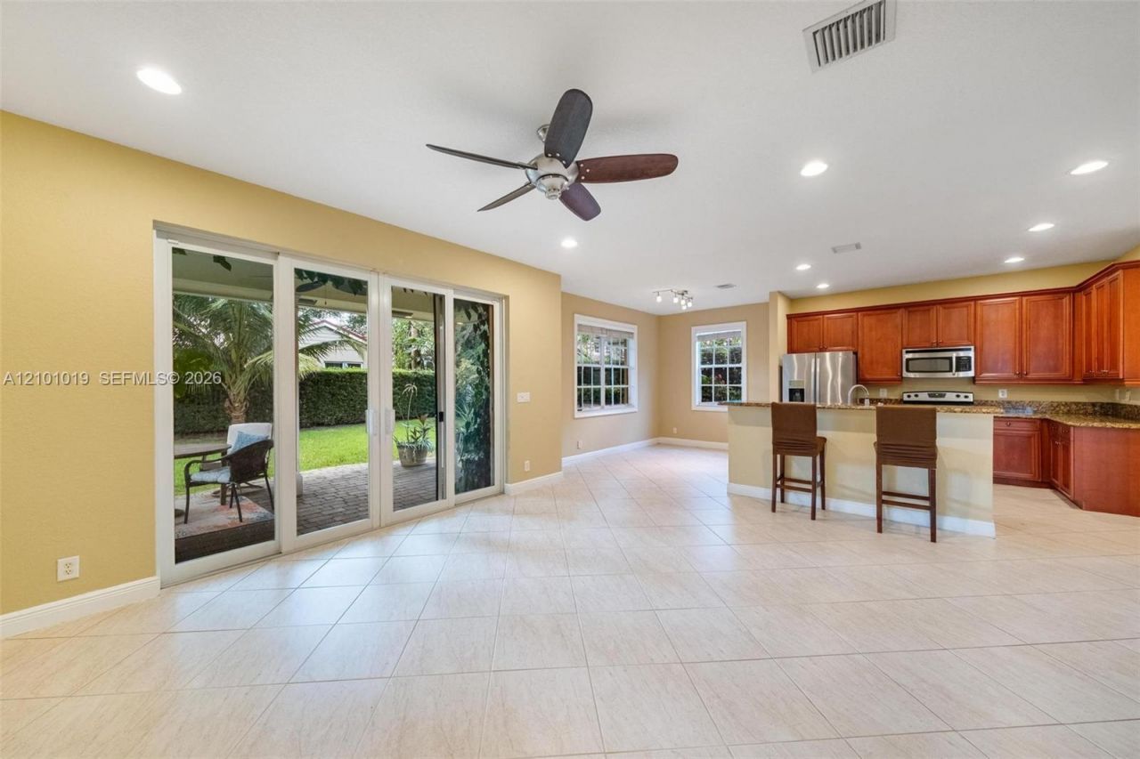 4685 Lakeside Ter , Davie, FL 33314 Photo