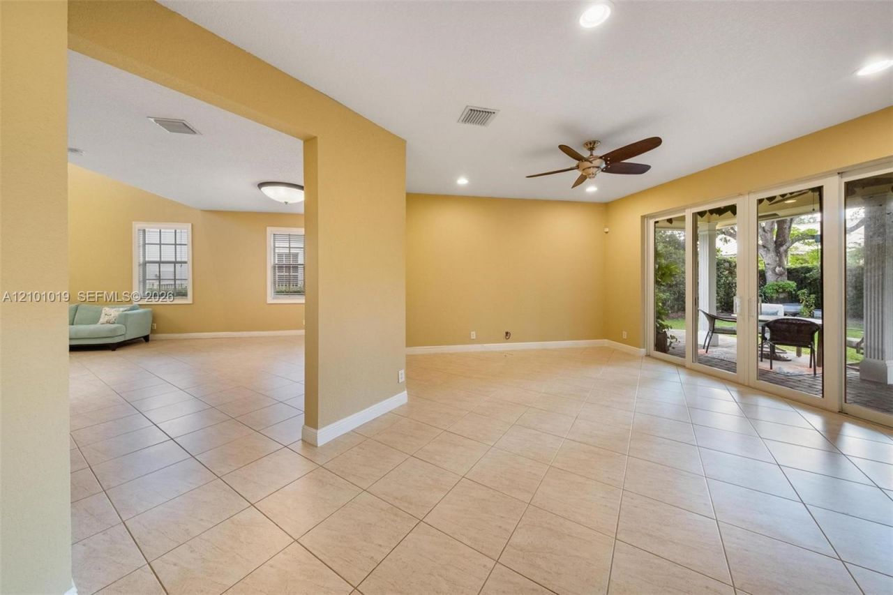4685 Lakeside Ter , Davie, FL 33314 Photo