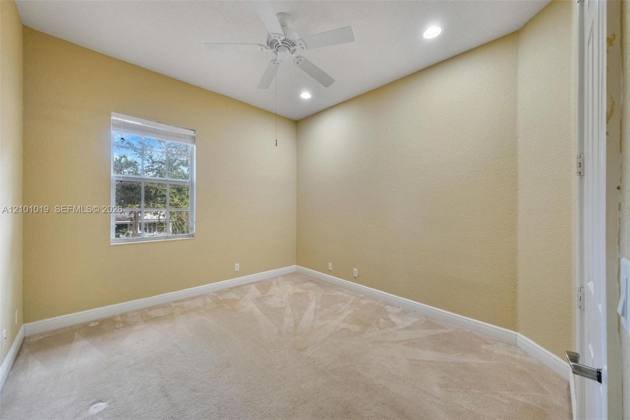 4685 Lakeside Ter , Davie, FL 33314 Photo