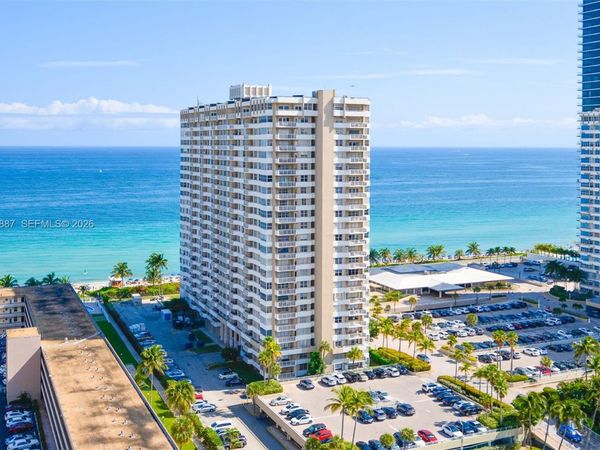 1950 S Ocean Dr , Unit 18Q, Hallandale Beach, FL 33009