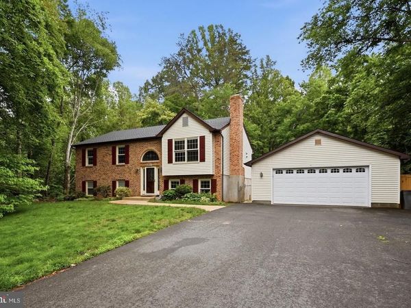 8915 HELEN STREET , MANASSAS, VA 20112