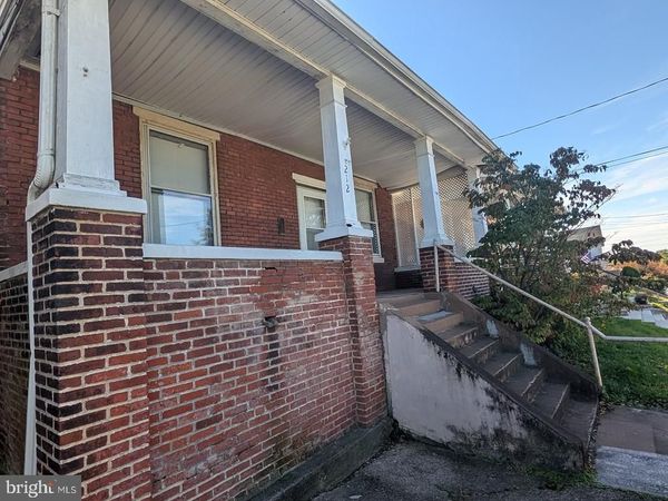 212 W DAUPHIN STREET , ENOLA, PA 17025
