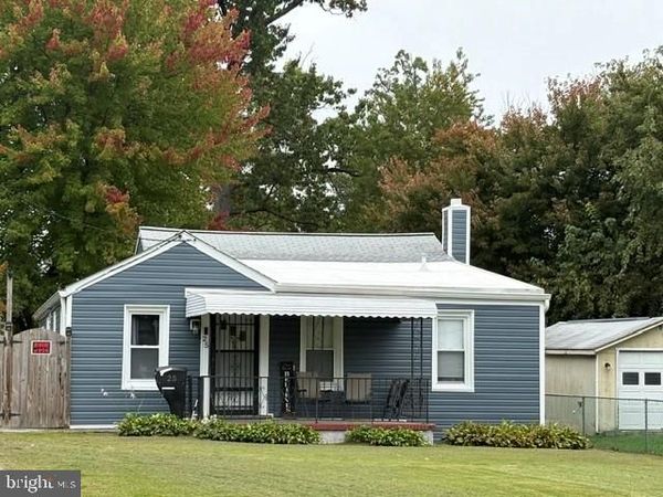 25 STEMMERS RUN ROAD , ESSEX, MD 21221