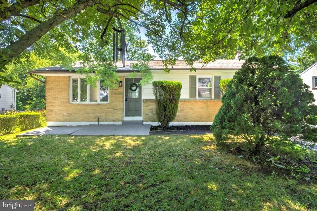 916 N WALNUT STREET , COATESVILLE, PA 19320