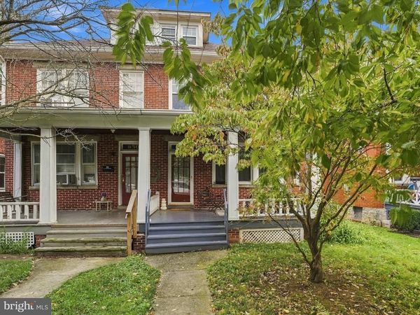 828 HAMILTON BOULEVARD , HAGERSTOWN, MD 21742