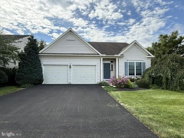 2 GREYSTONE LANE , GORDONVILLE, PA 17529