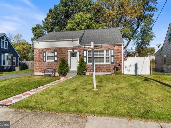 135 OLGA ROAD , WILMINGTON, DE 19805