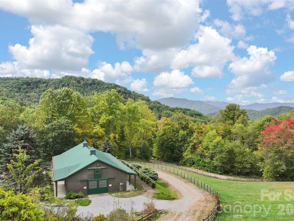 45 Smoke Vine Trail, Clyde, NC 28721