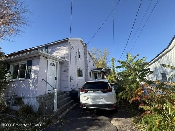 895 Old Street, Hazle Twp, PA 18202