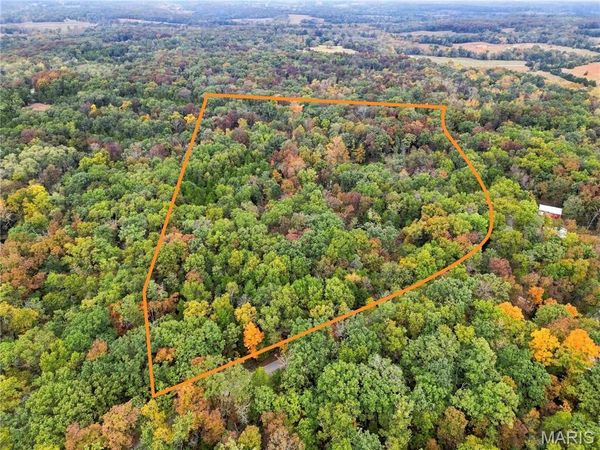 10437 County Road 175, Williamsburg, MO 63388