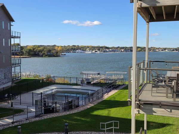 580 Linden Drive , Unit 203, Arnolds Park, IA 51331