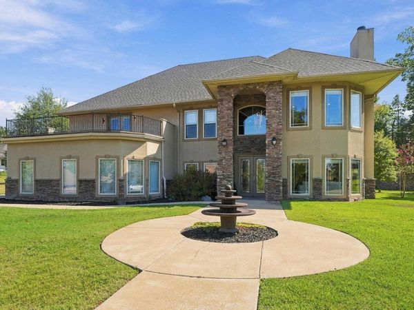 7414 Palm Beach Ave, Benton, AR 72019