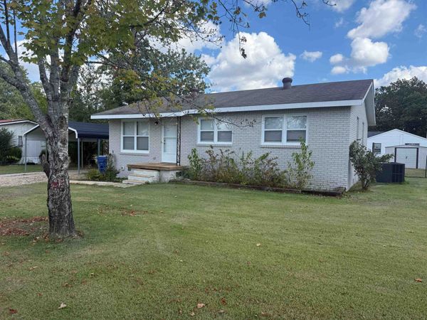 236 CROWE ST, Adamsville, TN 38310