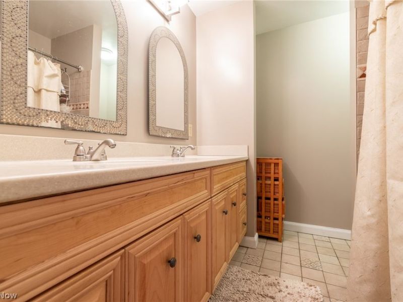 24911 S Woodland Road, Beachwood, OH 44122 Photo 20