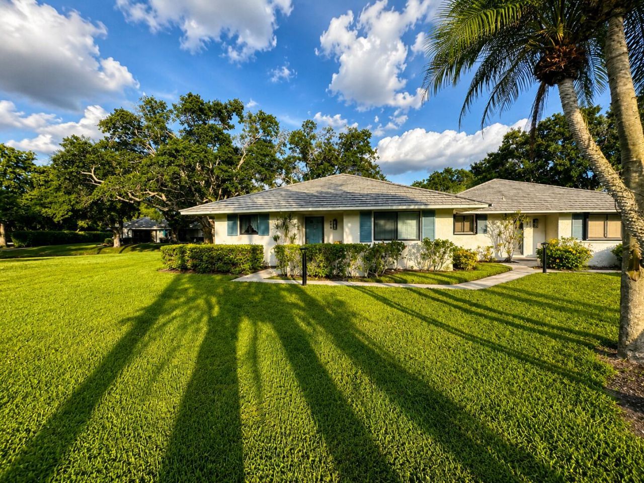 908 Club Drive, Palm Beach Gardens, FL 33418 Photo
