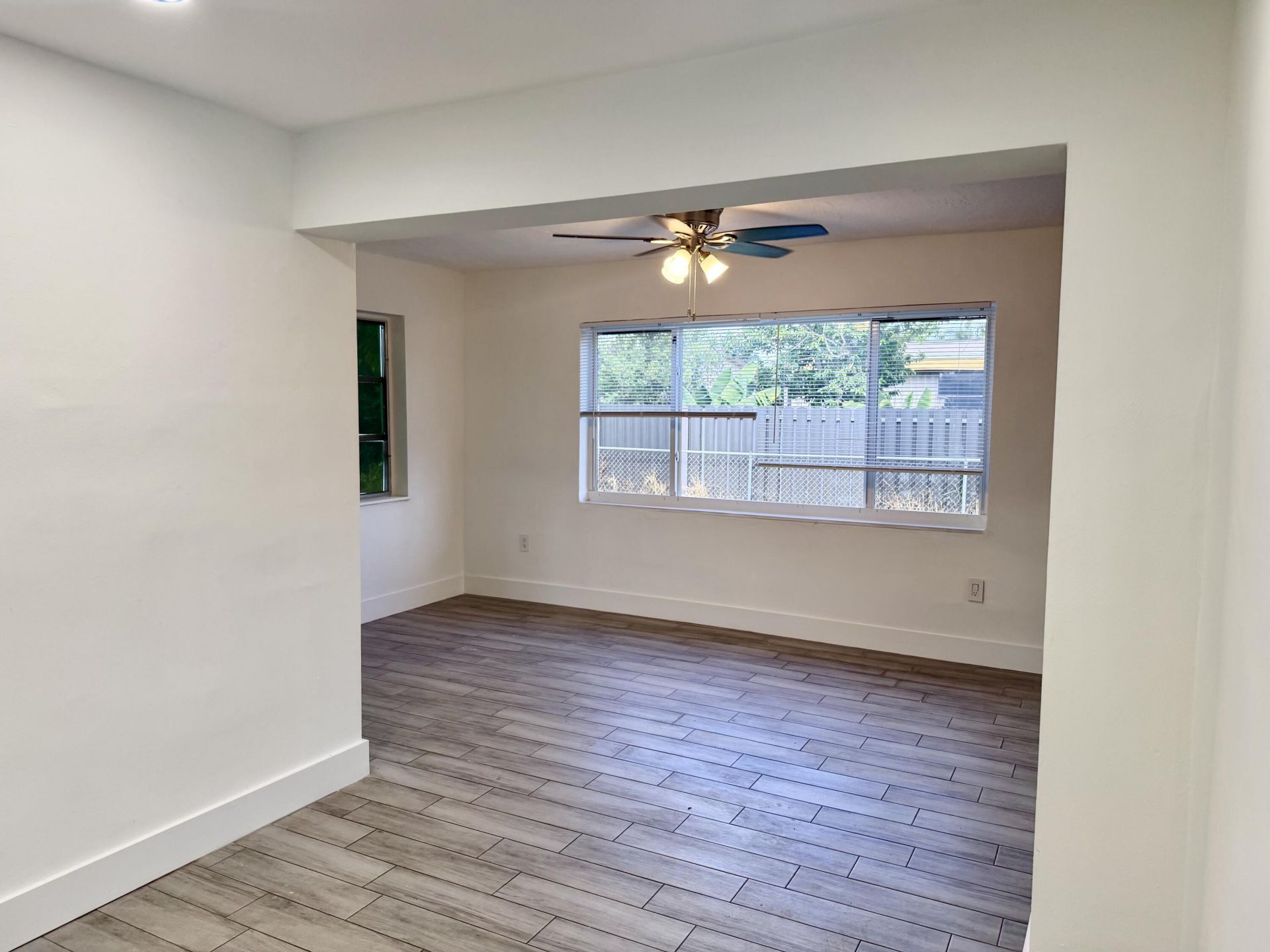 8361 NW 27th Place, Sunrise, FL 33322 Photo