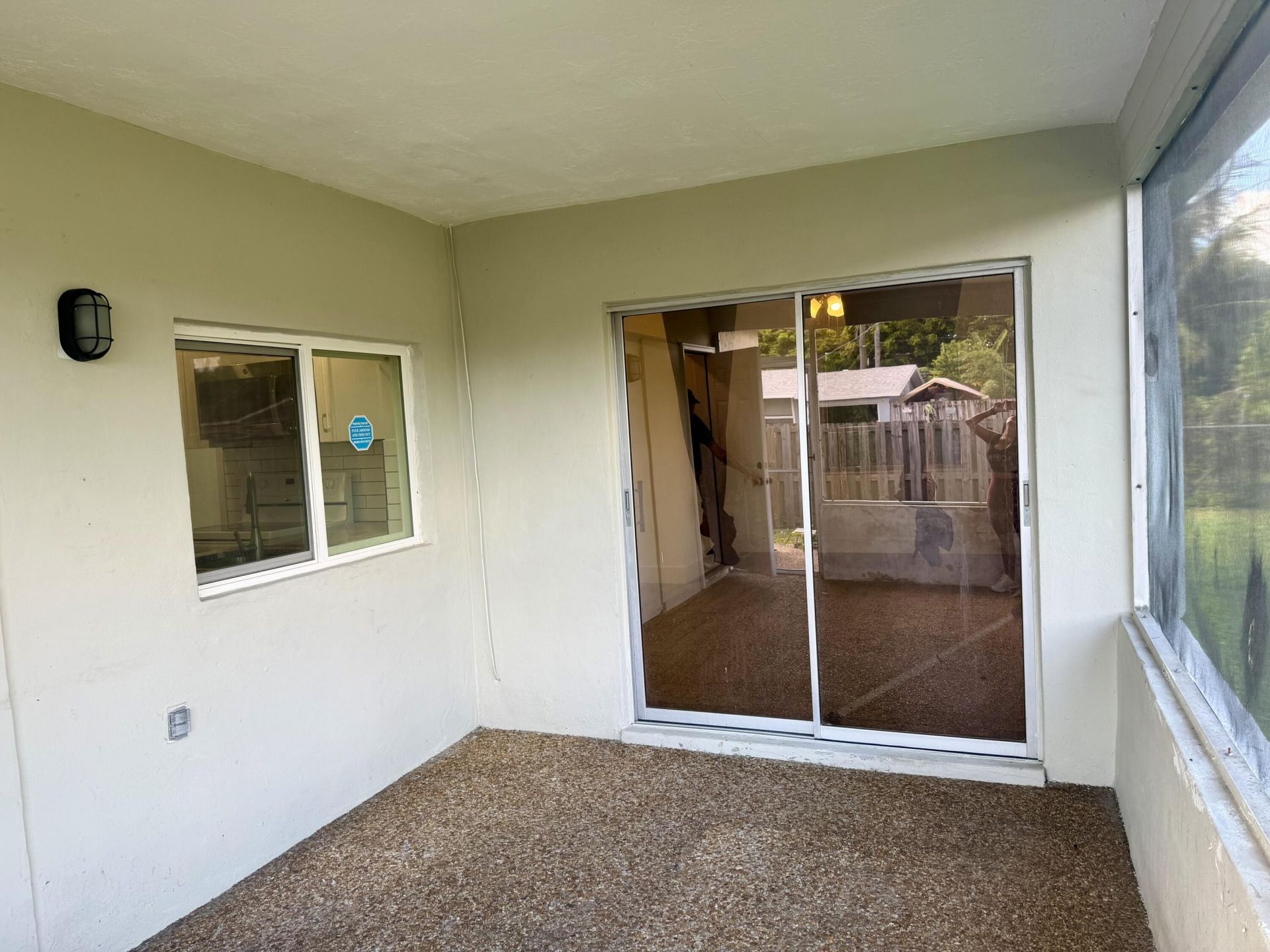 8361 NW 27th Place, Sunrise, FL 33322 Photo