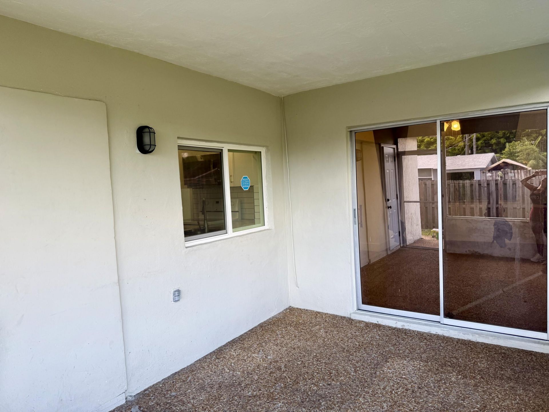 8361 NW 27th Place, Sunrise, FL 33322 Photo