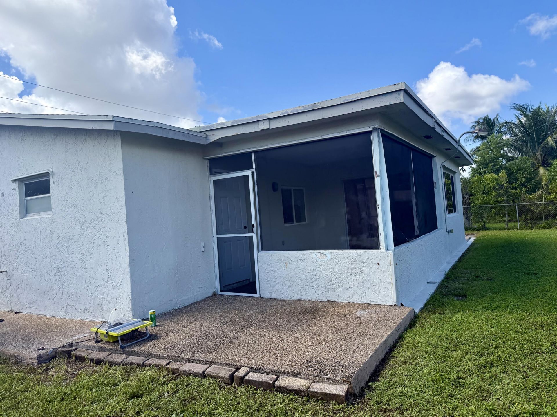 8361 NW 27th Place, Sunrise, FL 33322 Photo