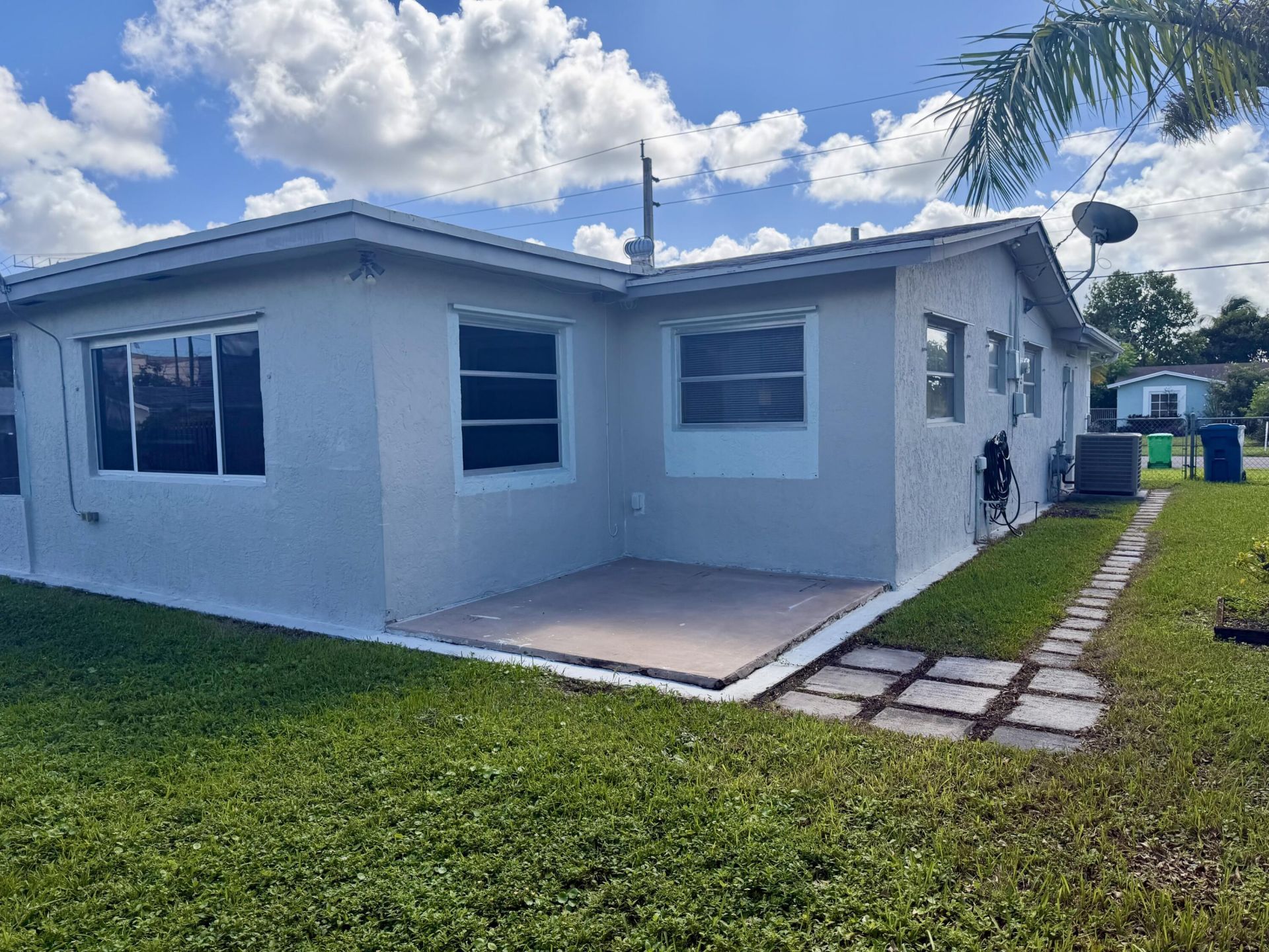 8361 NW 27th Place, Sunrise, FL 33322 Photo