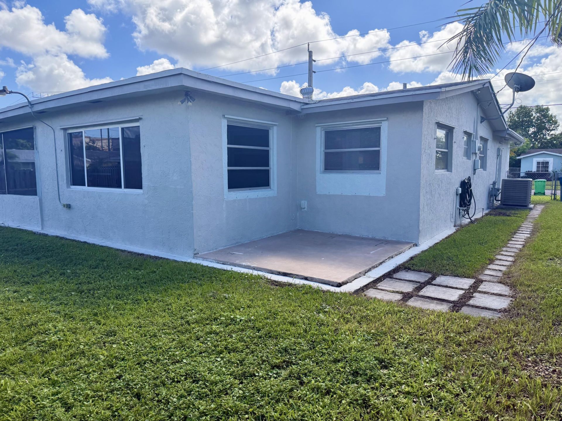 8361 NW 27th Place, Sunrise, FL 33322 Photo